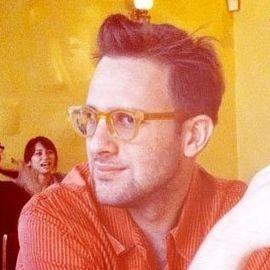 Emre Peker - Professional null Speaker