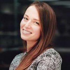 Julia Ioffe - Professional null Speaker