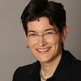 Eliza Byard - Professional null Speaker