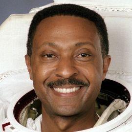 Winston Scott - Professional null Speaker