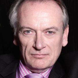 Chris Skinner - Professional null Speaker