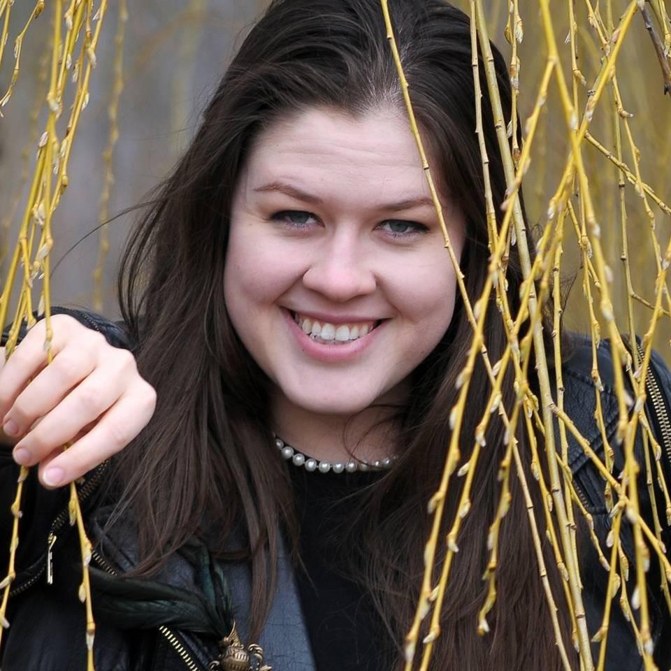 Veronika Scott - Professional null Speaker