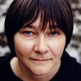 Ali Smith - Professional null Speaker