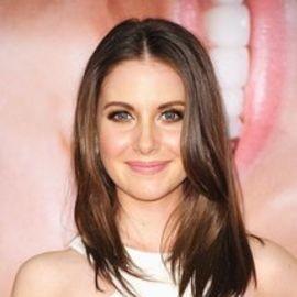 Alison Brie - Professional null Speaker