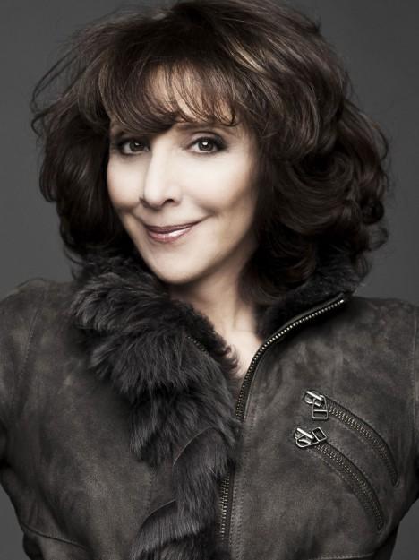 Andrea Martin - Professional null Speaker