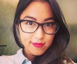 Victoria Song - Professional null Speaker