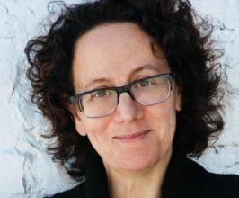 Claire Weisz - Professional null Speaker