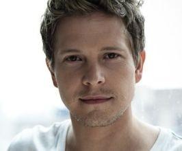 Matt Czuchry - Professional null Speaker