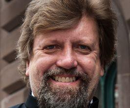 Oskar Eustis - Professional null Speaker