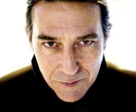 Ciarán Hinds - Professional null Speaker