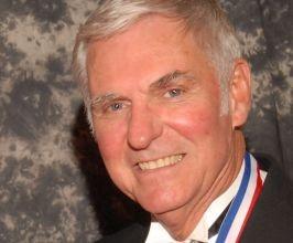 Dick Rutan - Professional null Speaker