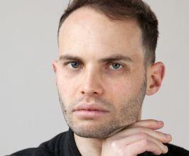 Autre Ne Veut - Professional null Speaker