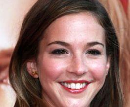 Martha MacIsaac - Professional null Speaker