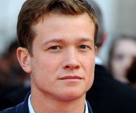 Ed Speleers - Professional null Speaker