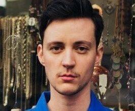 Rhys Ernst - Professional null Speaker