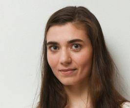 Bunny Rogers - Professional null Speaker