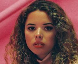 Nilüfer Yanya - Professional null Speaker
