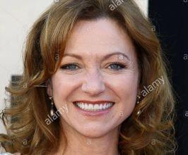 Julie White - Professional null Speaker