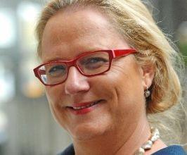 Katja Iversen - Professional null Speaker