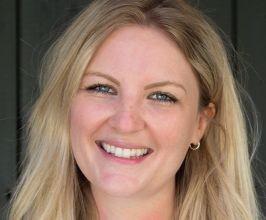 Emily Hinks - Professional null Speaker