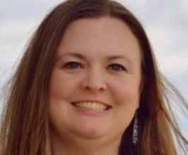 Jessi Roberts - Professional null Speaker