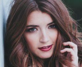 Tenille Townes - Professional null Speaker