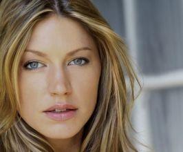 Jes Macallan - Professional null Speaker