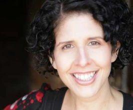 Robyn Okrant - Professional null Speaker