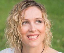 Nichole Kelly - Professional null Speaker