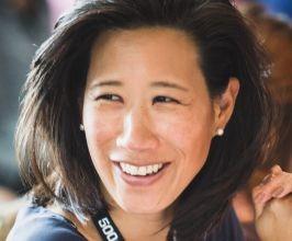 Eileen Burbidge - Professional null Speaker