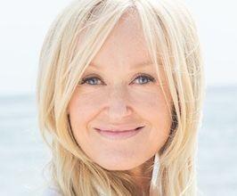 Sophie Uliano - Professional null Speaker