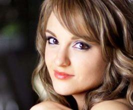 Rachele Lynae - Professional null Speaker