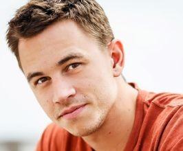 Justin Flom - Professional null Speaker