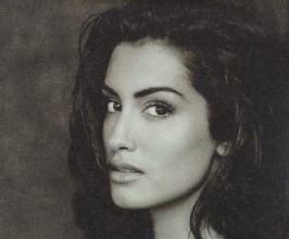 Yasmeen Ghauri - Professional null Speaker
