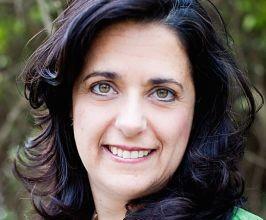 Pamela Arya - Professional null Speaker