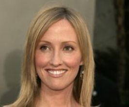 Janel Moloney - Professional null Speaker