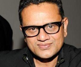 Naeem Khan - Professional null Speaker