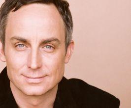 Wallace Langham - Professional null Speaker