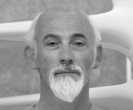 Ross Lovegrove - Professional null Speaker