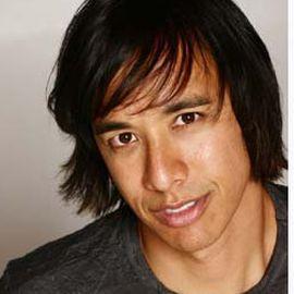 Kip Fulbeck - Professional null Speaker