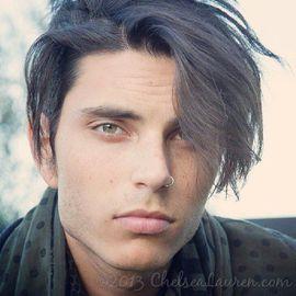 Samuel Larsen - Professional null Speaker