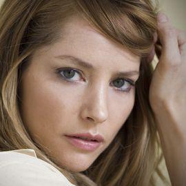 Sienna Guillory - Professional null Speaker