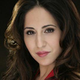 Gabrielle Ruiz - Professional null Speaker