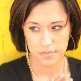 Mayda Del Valle - Professional null Speaker