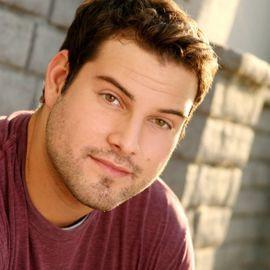 Max Adler - Professional null Speaker