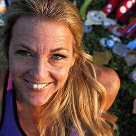 Julie Weiss - Professional null Speaker