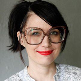 Kathleen Hanna - Professional null Speaker