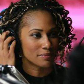 Keariene Muizz - Professional null Speaker