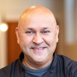 Naveen Sachar - Professional null Speaker