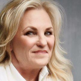 Melissa Reiff - Professional null Speaker